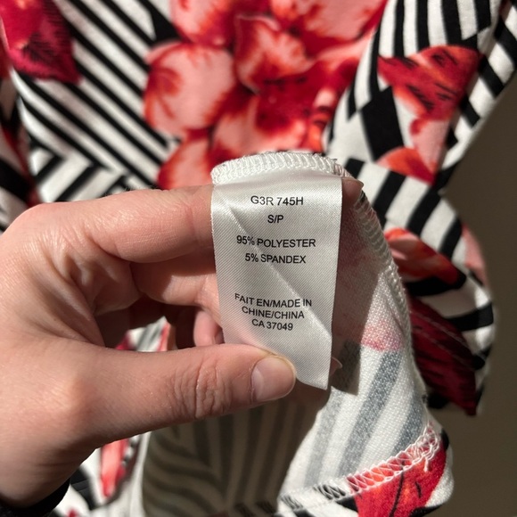 🎉4/30$🎉 Black and Pink Sleeveless Sheath Mini Dress🌸🖤 - Picture 3 of 4